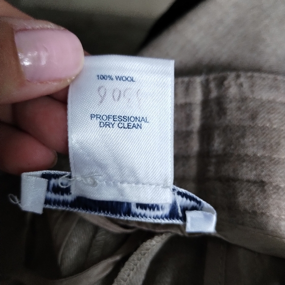 Oscar de la Renta Tan Trousers - Picture 8 of 13